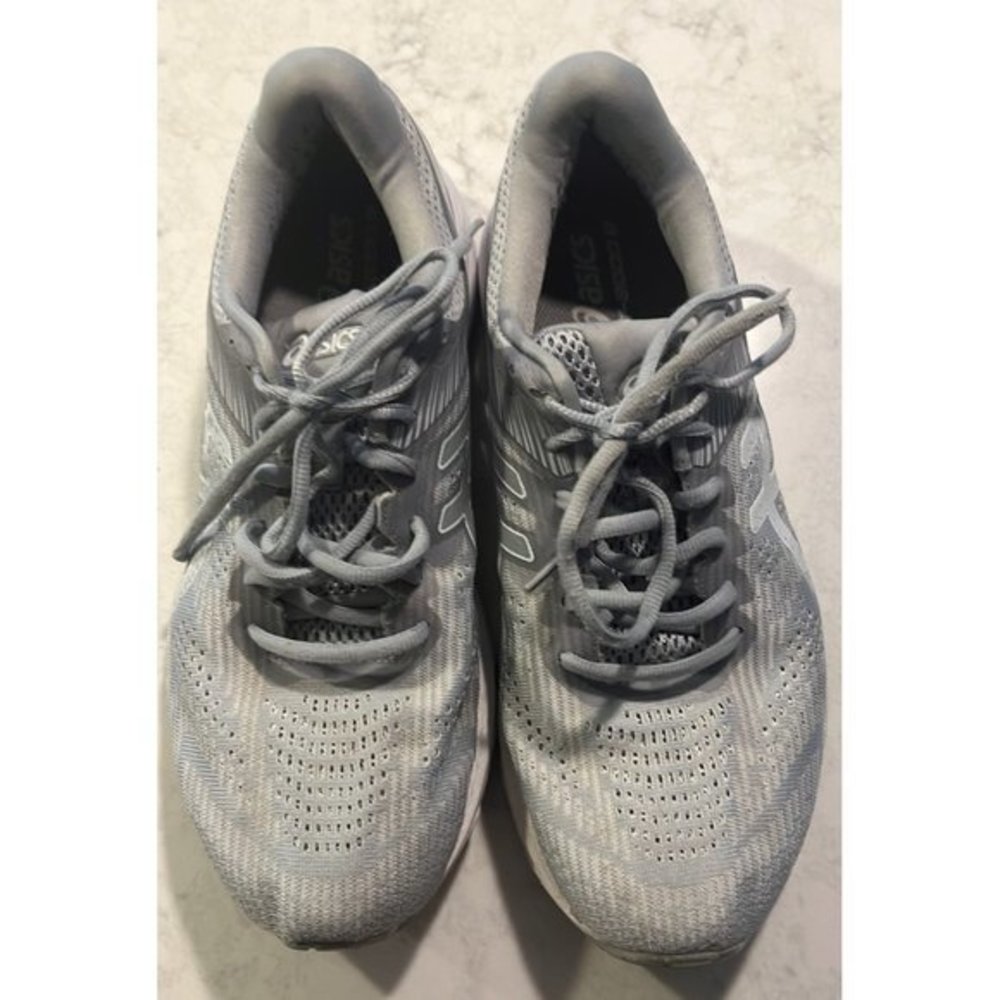 Womens ASICS GT -2000 Size‎ 11